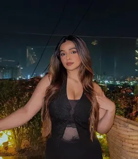 Indore call girl